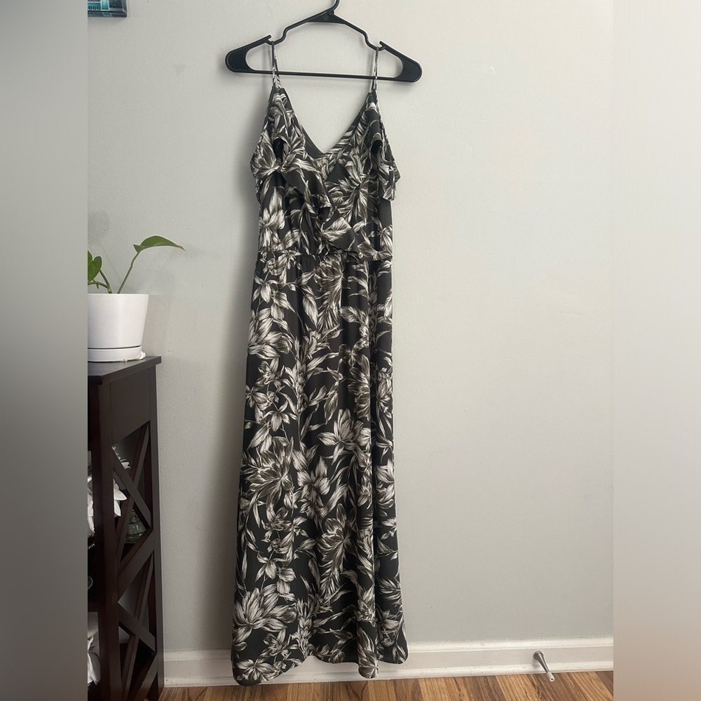 Banana Republic Maxi Dress Olive Siza 4